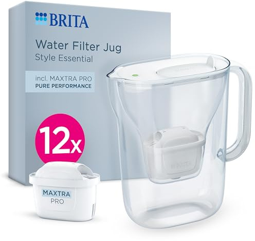 BRITA Wasserfilterkanne MAXTRA Style Essential, 12x Pure Performance Filter | Weiß, Jahrespaket, kühlschrankgeeignete Kanne mit LED Filterwechselanzeige & Klappdeckel reduziert PFAS, Kalk, Metalle & mehr