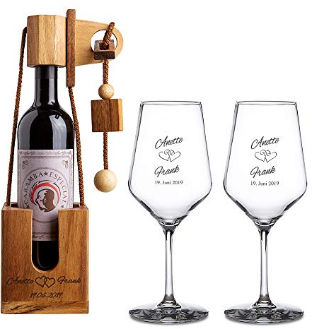 Casa Vivente Geschenkset zur Hochzeit – Weißweingläser und Flaschenpuzzle aus dunklem Holz mit Gravur – Motiv Herzen – Personalisiert mit Namen und Datum – Hochzeitsgeschenk – Geschenkidee für Paare