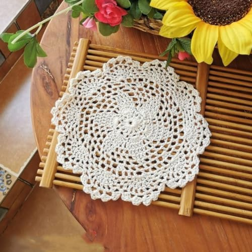 Blausky 2 Stück Runde Bestickte Tischmatte,Häkeldeckchen,Spitzendeckchen Tischset Kleine Häkeln Tischläufer Baumwolle Untersetzer,Tischdecken für Tassen Schalen Teller Vasen Antike,20 cm,Beige