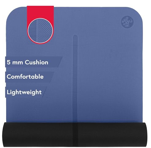 Manduka Begin Yogamatte, 172,7 cm – 5 mm Polsterung, bequem, leicht und wendbar, mit Ausrichtungsstreifen, kostengünstig, 172,7 x 61 cm, Mondschwarz