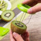 CHEFZOCO Pelador Kiwi, Cortador Kiwi, Utensilio para kiwi, Herramienta de cocina, Herramienta para Kiwi, Cortador de fruta, cortador de frutas, Acero inoxidable y plástico libre de BPA