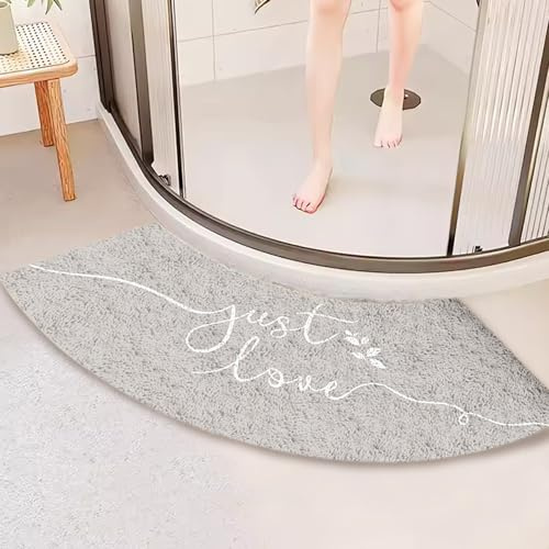 Licsaliwe Corner Shower Mat, Non-Slip Curved Bath Mat for Tub Safety, Soft Absorbent & Machine Washable Bathroom Rug, Quick-Dry Design/ 18x39 Inch