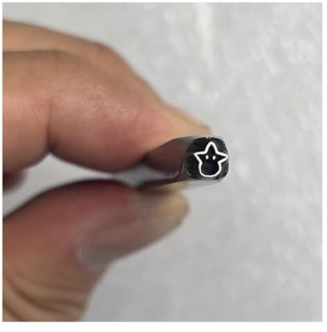 CYHTYM Schlagzahlen Kohlenstoffstahl-Metall-Stanzwerkzeug, Schmuck-Leder-Schlüsselanhänger, DIY-Schnitzsiegel(Pattern18)