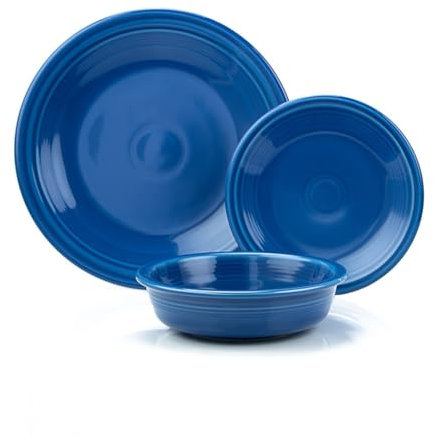 Fiesta Classic Rim - Juego de vajilla de 3 piezas, cerámica duradera, apta para plomo, apta para lavavajillas, microondas y horno, hecha en Estados Unidos, lapislázuli