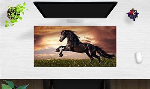 Schreibtischunterlage abwaschbar - Schwarzes Pferd - aus premium Vinyl - in verschiedenen Größen - Made in Germany (80 x 40 cm)