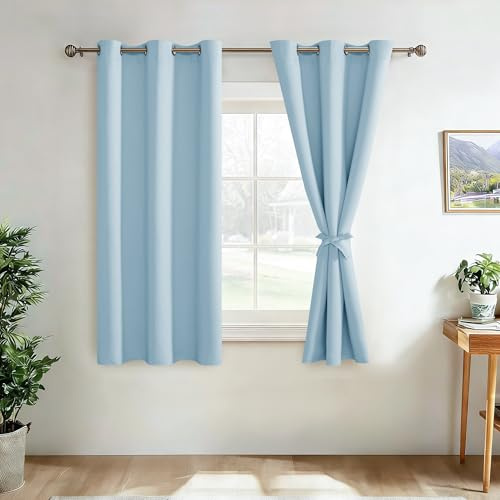 JIUZHEN Verdunklungsvorhänge Vorhang Blickdicht Hellblau 137x117cm (HxB) | 2er Set Thermovorhang Hitzeschutz mit Ösen, Gardinen Abdunkelnd Sonnenschutz, UV-Schutz, Schlafzimmer Kinderzimmer Wohnzimmer