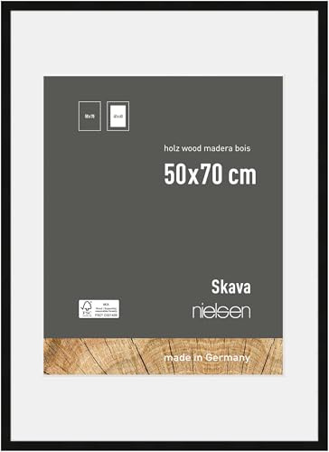 nielsen Bilderrahmen mit Passepartout, 50 x 70 cm, Holz, Schwarz, Posterrahmen zum Aufhängen im Hoch- & Querformat, Echtglas, Skava