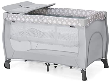 hauck Kinderreisebett Sleep N Play Center mit Neugeboreneneinhang, Wickelauflage, Tragetasche, Rollen, Schlupf, Klein Zusammenklappbar, Baby Reisebett Kleinkind ab Geburt bis 15 kg (Teddy Grey)
