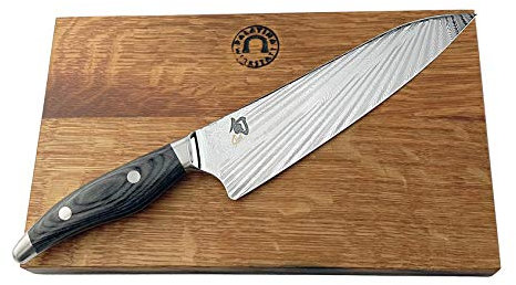 KAI Shun Nagare NDC-0706 japanisches Kochmesser 20 cm – 72-Lagen Damast, ultrascharf & präzise – inkl. handgefertigtem Schneidebrett aus Eiche 30×20 cm – Profi Messer Set, edles Design