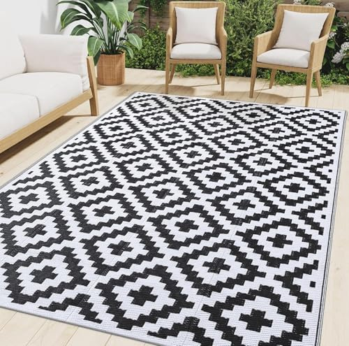 smiry Outdoor Rug Waterproof Garden Rugs UV-Resistant Outside Patio Carpet Reversible Plastic Straw Mat for Balcony, Camping, Picnic, Backyard - 120 x 180 cm, Black & White