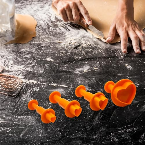Set 4 Formine Piccole per Biscotti e Pasta di Zucchero, Stampi di Varie Misure per Fare Buchi Decorativi, Ideali per Fondente e Decorazioni Torte, Perfetti per Dolci Creativi e Dettagli Unici (SET 4)