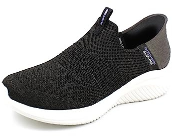 Skechers Women's Ultra Flex 3.0 Smooth Step Sneaker, Black, 5 UK