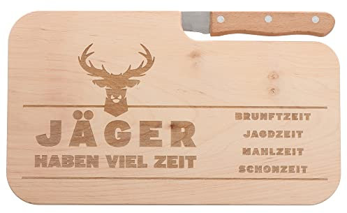 Spruchreif | Brotzeitbrett mit Messer Jäger haben viel Zeit... – Graviertes Holzbrett mit Jäger-Motiv | Lustiges Geschenk für Jäger & Jagdfreunde