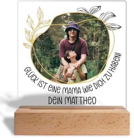 True Statements Personalisiertes Glasbild mit Foto und Namen „Glück ist eine Mama wie dich zu haben!“ - Acrylglas inkl. Holzsockel - 15x18 cm - Foto-Geschenk, Acrylaufsteller