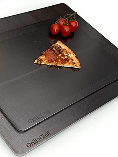 Grill2Chill Set XL per pizza & Co. è composto da 465 x 380 mm + 380 x 280 mm x 6-6,2 mm in acciaio speciale HighTech, alternativa alla pietra per pizza, teglia per forno a induzione