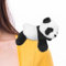 lasuroa Peluche de Panda, 15 cm Juguete de Panda Peluche Magnético Acostado sobre el Hombro Ideal como Decoración Ideal para Niños Niñas Adolescentes Ropa Bolsos y Camisetas