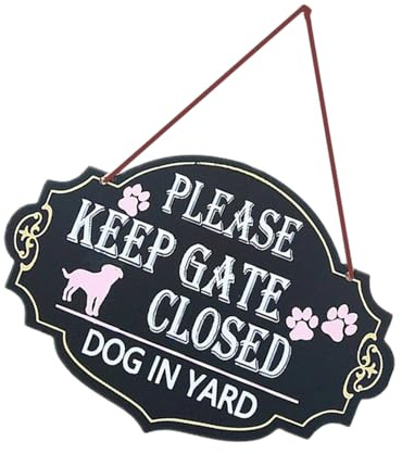 Standardhundar i gården håll grinden stängd vägg eller dörrskylt 'Please Keep Gate Closed' hundar i gården varningsskylt utomhus husdjur