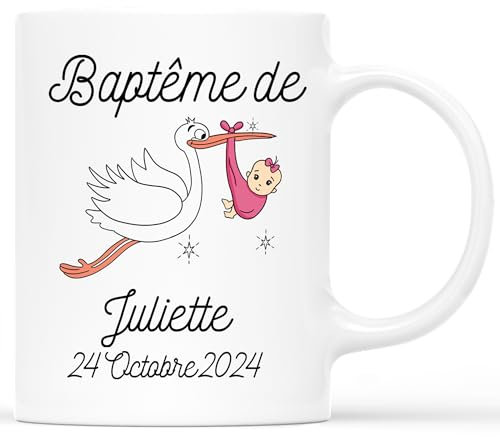 𝗖𝗔𝗗𝗘𝗔𝗨 𝗣𝗟𝗨𝗦 Mug Personnalisé Prénom - Cigogne portant un Bébé - Baptême Personnalisable Prénom et Date - Cadeau Baptême, Naissance Bébé, Mug Baptême, Marraine Parrain