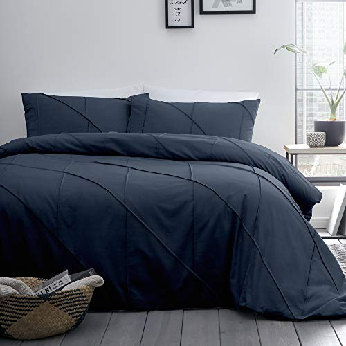 Serene - Navy Blue Diamond Pinch Pleat Duvet Cover - King Bedding Size (230 x 220cm) - Luxury Bedding in Dark Blue - Navy Pintuck Duvet Cover - Contemporary & Luxury Bedding Set - The Dart Collection