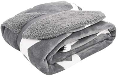 CB Home & Style Wohndecke Sherpa Flanell Sterne 150 x 200 cm Kuscheldecke (Dunkelgrau)