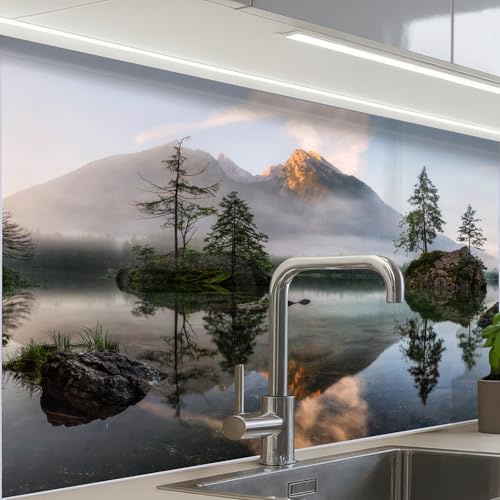 KitchenYeah© Küchenrückwand Selbstklebende Kitchen Wall Protector Küchen | 60x80 cm - Rückenwand Küchenfronten Küchenrückwände Küche Wand Wasser - Landschaft - Berge - Bäume