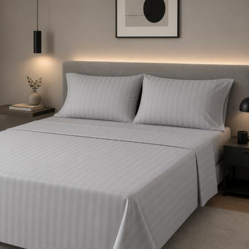 Completo Lenzuola Suite in Microfibra Tinta Unita a Righe Tono su Tono – Lenzuolo Sopra, Sotto con Angoli e Federe – Matrimoniale e Singolo – 6 Colori Disponibili (Grigio chiaro, Matrimoniale)