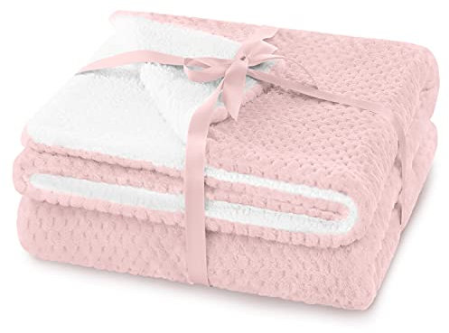AmeliaHome Kuscheldecke 220x240 cm zarte Steppung Sherpa Lammfelloptik Wohndecke Shleepy Puderrosa