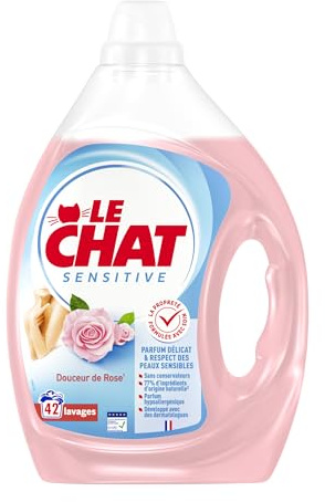 LE CHAT - Sensitive - Douceur de Rose - Parfum Délicat - Respecte les Peaux Sensibles - 77% d'ingrédients d'origine naturelle - Parfum Hypoallergénique - Développé avec des Dermatologues - 42 Lavages