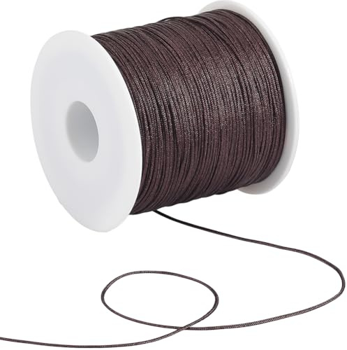 SUNNYCLUE 100 iarda/91 m di Filo di Nylon Marrone per Infilare Gioielli Filo da 0.8mm in Raso A Coda di Topo per macramè per Lavori A Maglia Cucito con Rocchetto per Creare Gioielli Braccialetti