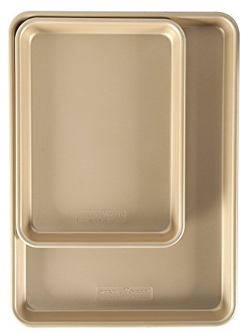 Nordic Ware 43157AMZ Half and Quarter Sheet, Aluminum