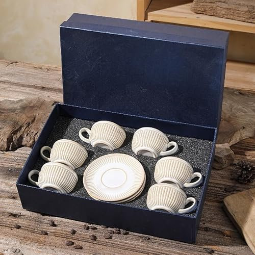 Erkundpresso. Tazas de Café Espresso con Platos - 6 x 100 ml con Asa - Estrias Antideslizantes - Cerámica Paredes Gruesas - Juego de Té - Aptas para Lavavajillas - Caja de Regalo - Blanco