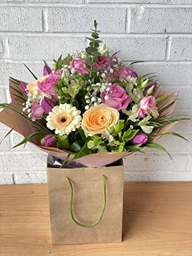 Best Hand-Tied Fresh Flower Delivery UK - Select Stunning Colourful Mixed Flowers for Perfect Anniversary, Birthday, Thank You Gifts
