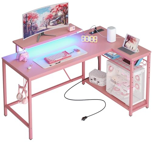 Bestier Petit Bureau Gaming en L 132 cm – avec Prise, Port USB, LED, Étagère & Support Moniteur, Réversible pour Chambre ou Setup Gamer, Rose
