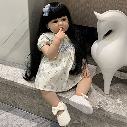 YIHANGG 60 cm Silikon Reborn Babypuppe Spielzeug Mädchen Lebensecht Schwarzes Langes Haar Prinzessin Kleinkind Mit Stoffkörper Bebe Geburtstag Geschenk Ankleiden