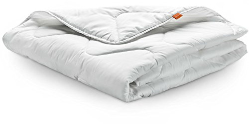 sleepling Sommerdecke 200x200 cm, leichte Sommer Bettdecke, Basic 300 | Dünne Sommerbettdecke, 100% Baumwolle (Satin), Füllung Klima Faser, Decke 200 x 200 cm, Made in EU, OEKO-TEX