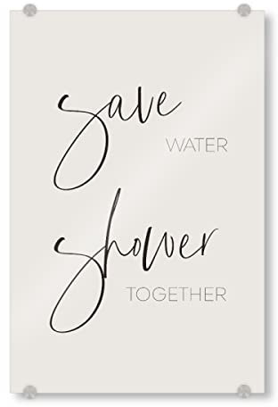 artboxONE Acrylglasbild 30x20 cm Typografie Spart Wasser - duscht zusammen - Bild Spruch Badezimmer Bio