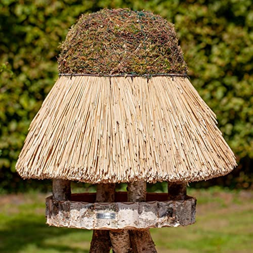 VOSS.garden Vogelvilla Föhr mit Reetdach, Naturbelassene Birke 44cm große Futterplatte, Vogelhaus Vogelfutterstation Futterhaus Vogelhäuschen Futterstation