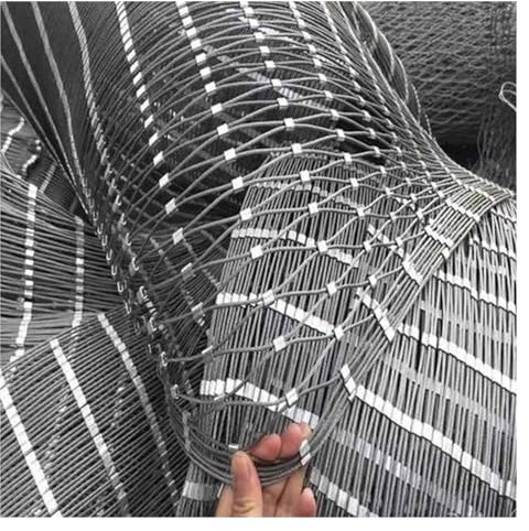 ZAVEIL Edelstahlseilnetz, Flexibles Pflanzenkletternetz, Treppenschutzzaun mit 1,5 mm Drahtdurchmesser, Absturzsicherung für große Höhen, dekoratives Netz (Farbe: 5 cm Maschenweite, Größe: 3 x 5 m