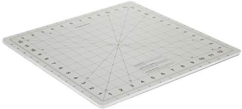Fiskars Rotating Cutting Mat - 14 x 14 Grid to Cut Fabric Squares Easily - Perfect for Quilting, Sewing and Craft Projects - Self-Healing Mat - Gray