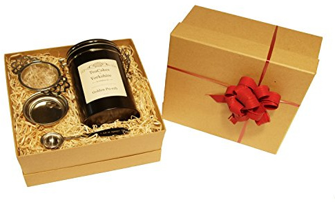 Golden Pu-erh Tea Gift Set Loose Leaf Tea 5yr Aged Mellow pu erh Wrapped 100g in Caddy with Tea Strainer and Measuring Spoon by TeaCakes of Yorkshire.