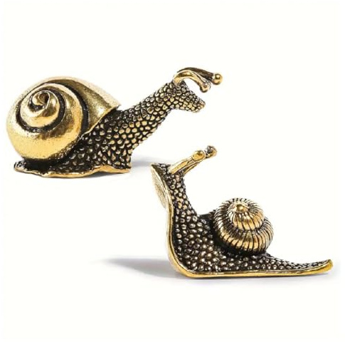 Mokuanza Brass Snail Figurines - Vintage Mini Copper Snail Statue for Home Living Room and Desk, Outdoor Pond Garden Lawn Decor Landscaping (1S+1L)