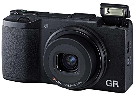 Ricoh GR Appareil Photo Numérique 16.9 Mpix, obj 28mm f2.8, video full HD