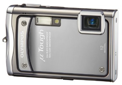 Olympus TOUGH-8000 Appareil photo compact numérique 12 Mpix Zoom Optique 3,6x Ecran LCD 2,7 Etanche et anti-choc Argent