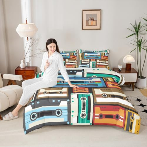 Homewish Vintage Music Tape Comforter Set Twin Size,80s Retro Tape Print Bedding Set,Audio Cassette Musical Style Quilt Set for Kids Girls Boys Adult Room Decor,Blue Brown Duvet Insert,1 Pillowcase