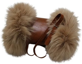 Förster-Fellnest | Exclusiver Lammfell Muff aus Deutscher Produktion | Handwärmer rundum aus echtem Fell, mit echtem Leder bezogen | cognac braun