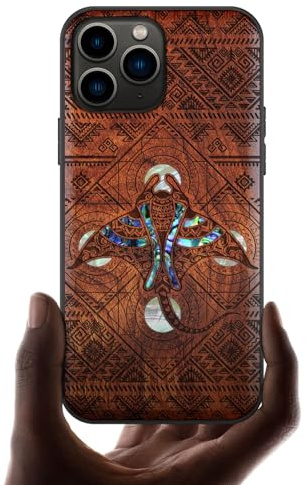 Carveit Étui pour iPhone 11 Pro Coque [Gravure en Bois et Incrustation de Coquille] Cover Compatible avec Apple 11 Pro Luxe et Case Etui Bois (Rosé-Die Stammes-Manta-Rochen)