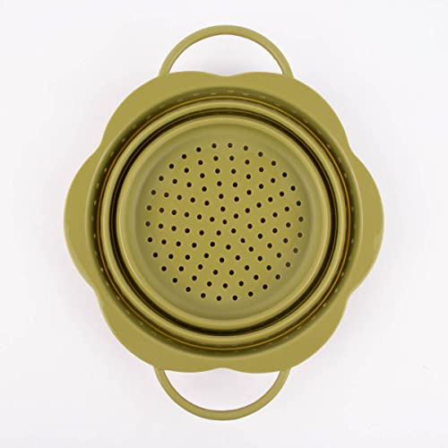 Kochblume Faltsieb M | Premium-Silikon & BPA frei| Hitzebeständig | Spülmaschinenfest | Platzsparend | Farbe: olive