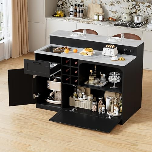 2 in 1 Isola da Cucina con Prese EU Armadio da Cucina con Piano di Lavoro Isola della Cucina Moderno Buffet da Soggiorno Tavolo da Pranzo con cassetto, armadietto, ripiano a vista e 6 Portabottiglie