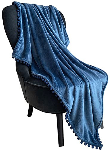 LOMAO Flanell Decke Pompoms Kuscheldecke Sofa Decken - Fleecedecke für Couch weich und warm, Wohndecke flauschig 150x200 cm als Sofadecke Couchdecke (Ägäisches Blau, 150 * 200CM)