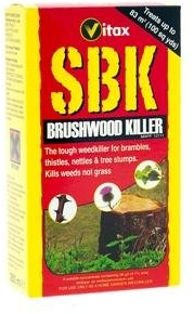 Vitax SBK Brushwood Killer 500ml - Selective Weedkiller for Woody Weeds & Tree Stumps - Dark Green Liquid
